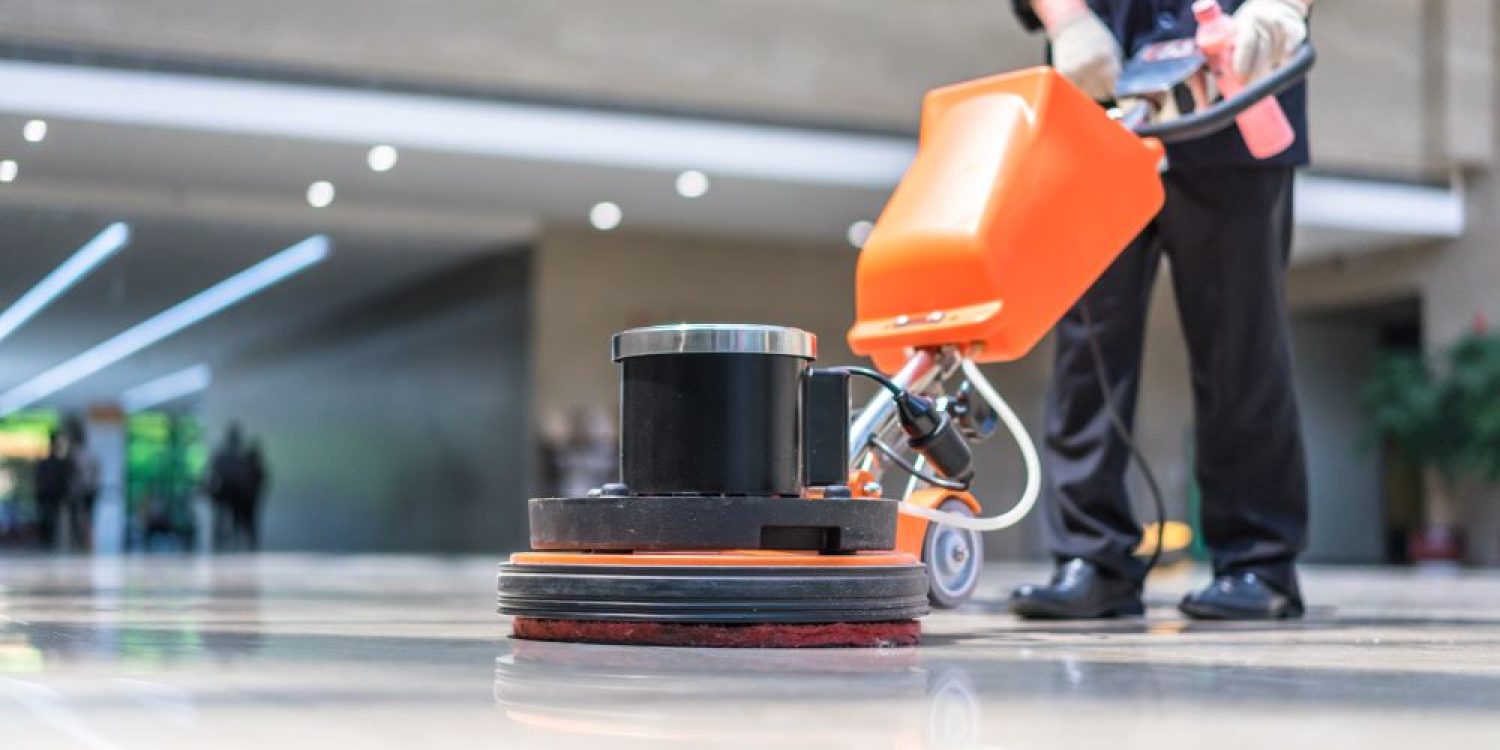 Entretien des sols dans les bureaux et locaux professionnels